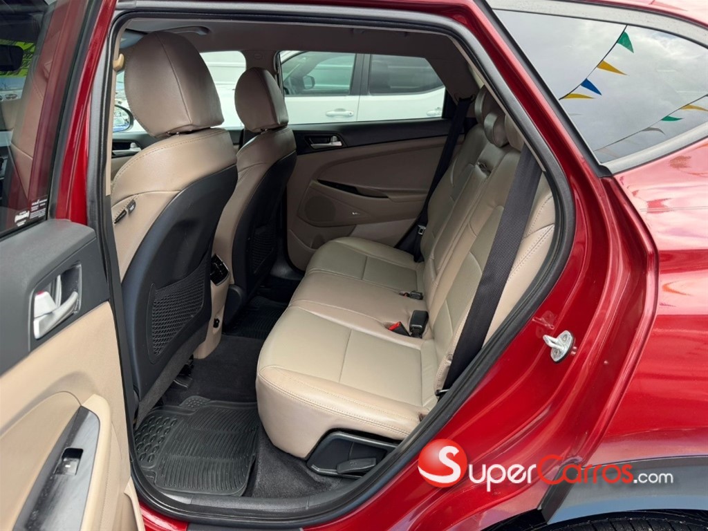 2020 Hyundai Tucson Sport — foto 8 / 12