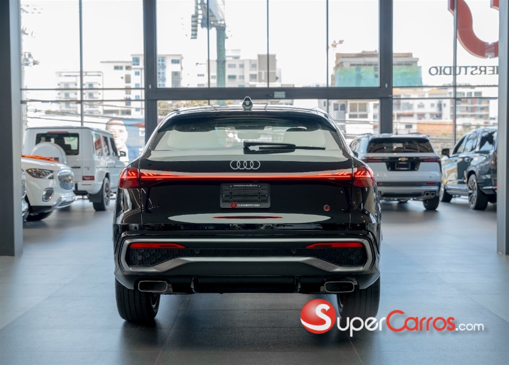 2025 Audi Q5 S-Line Sportback — foto 4 / 12