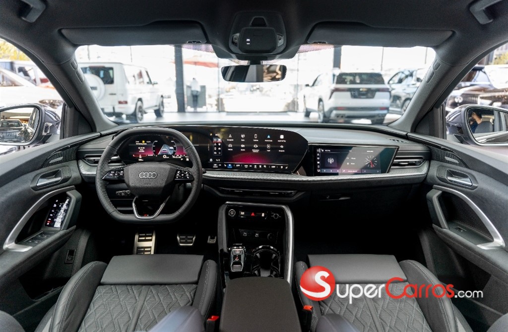 2025 Audi Q5 S-Line Sportback — foto 10 / 12