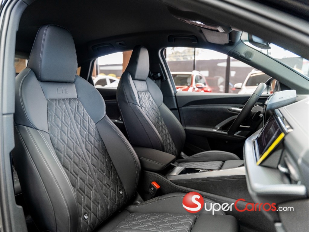 2025 Audi Q5 S-Line Sportback — foto 11 / 12