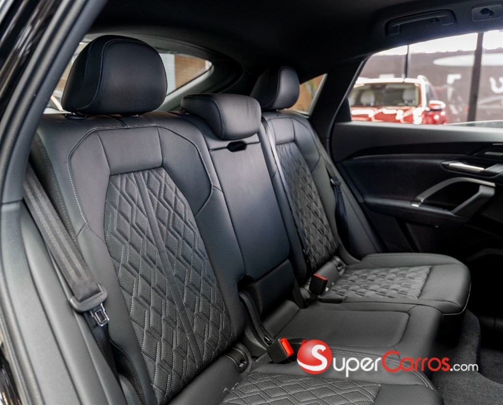 2025 Audi Q5 S-Line Sportback — foto 12 / 12