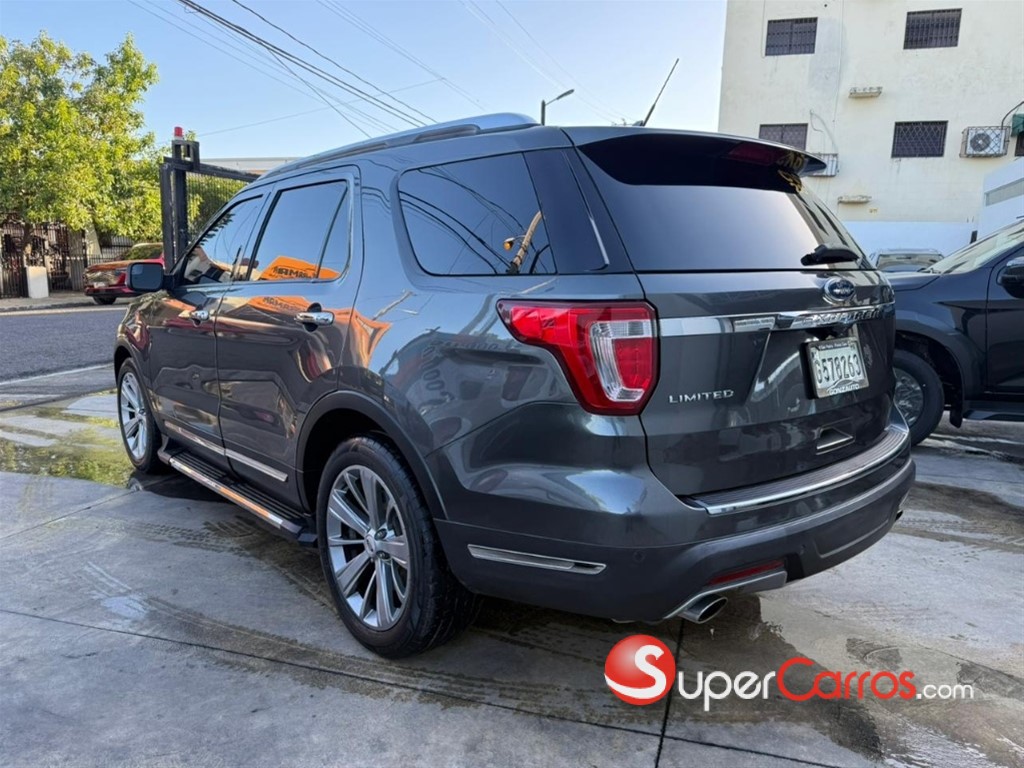 2018 Ford Explorer Limited — foto 6 / 11