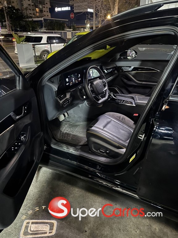 2024 Bestune B70 S — foto 3 / 12
