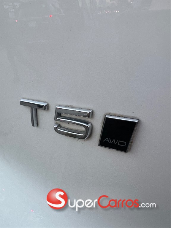 2020 Volvo XC40 — foto 4 / 11