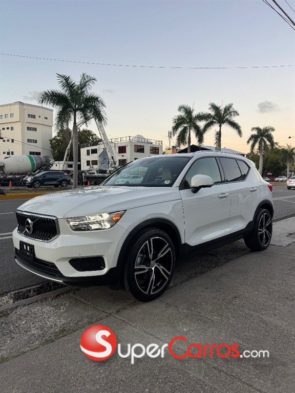 2020 Volvo XC40 — foto 6 / 11