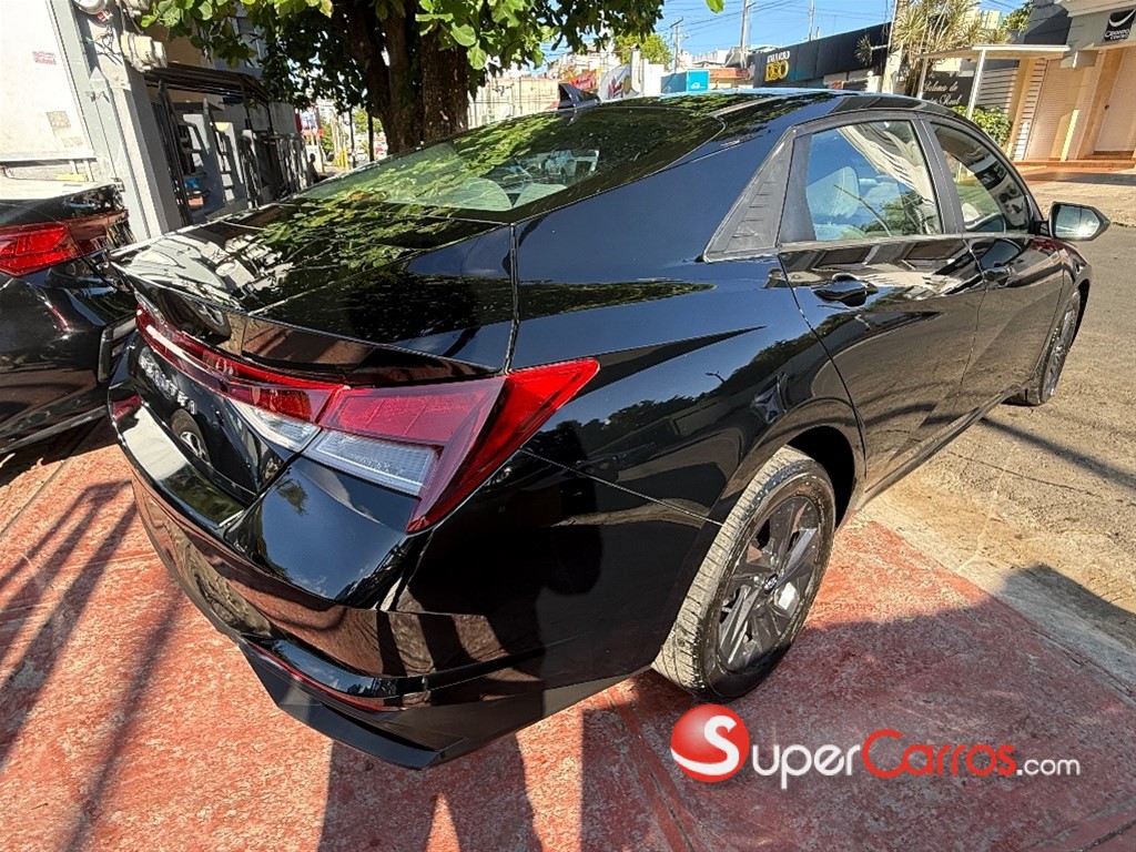 2021 Hyundai Elantra SEL — foto 5 / 12