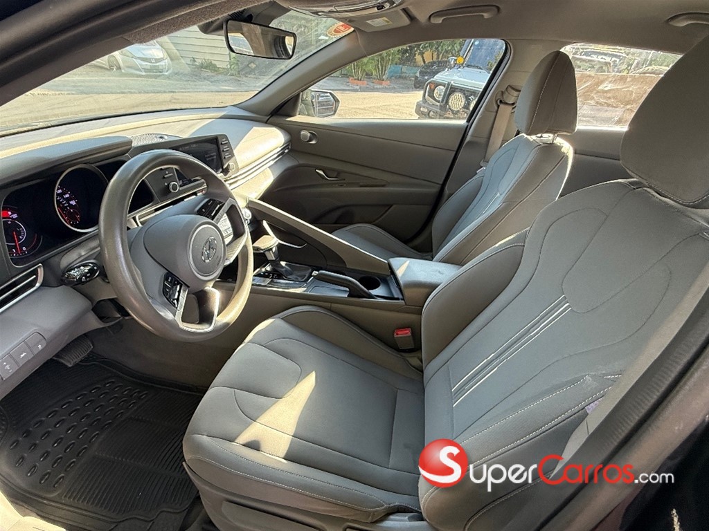 2021 Hyundai Elantra SEL — foto 11 / 12
