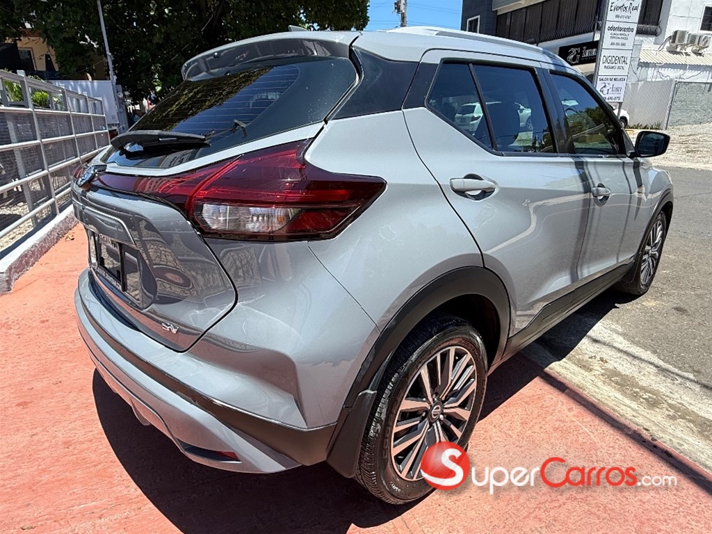 2021 Nissan Kicks SV — foto 5 / 12