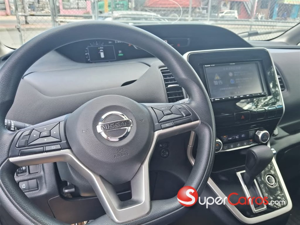 2020 Nissan Serena — foto 4 / 12