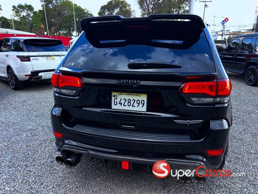 2018 Jeep Grand Cherokee Trackhawk — foto 8 / 12