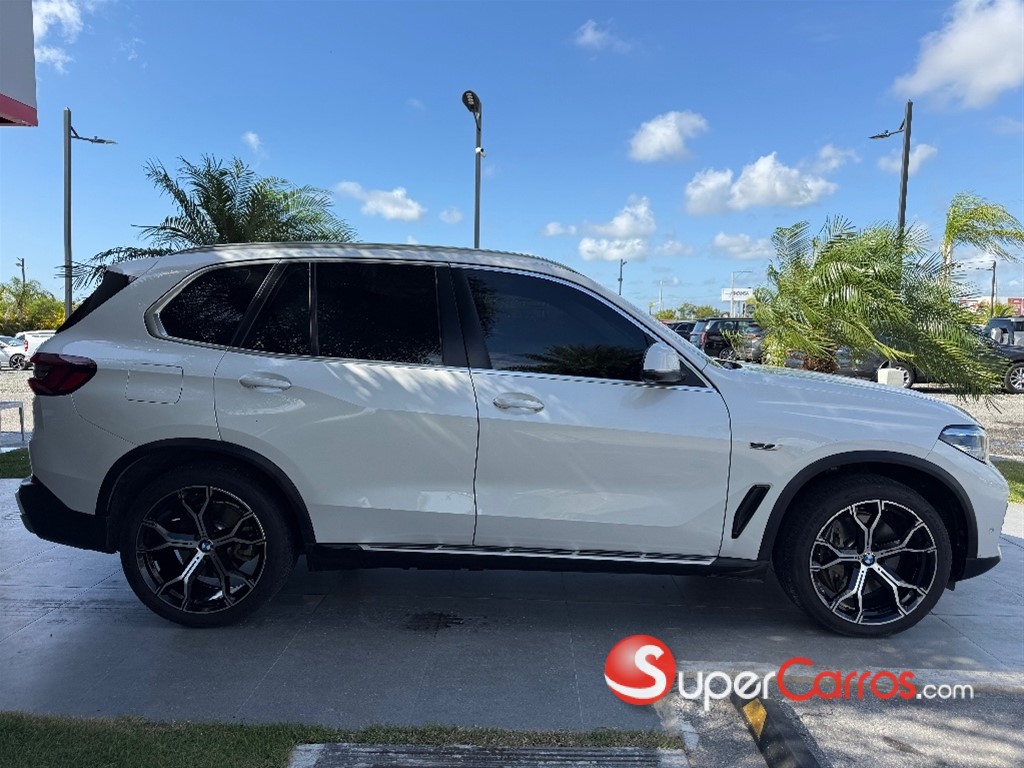 2022 BMW X 5 45E M Package — foto 7 / 11