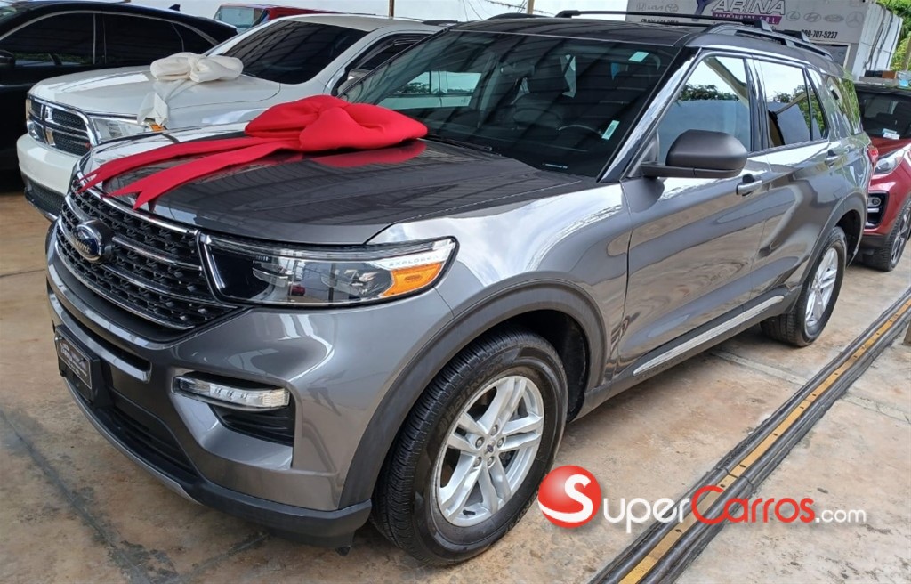 2022 Ford Explorer XLT 4WD