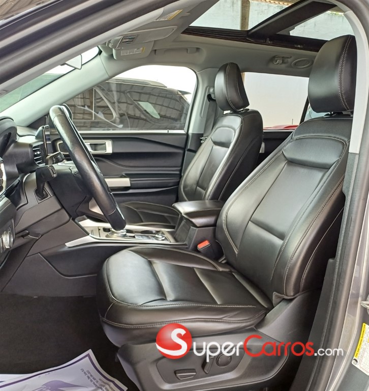 2022 Ford Explorer XLT 4WD — foto 5 / 12