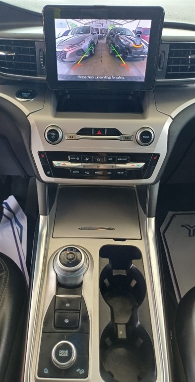 2022 Ford Explorer XLT 4WD — foto 8 / 12
