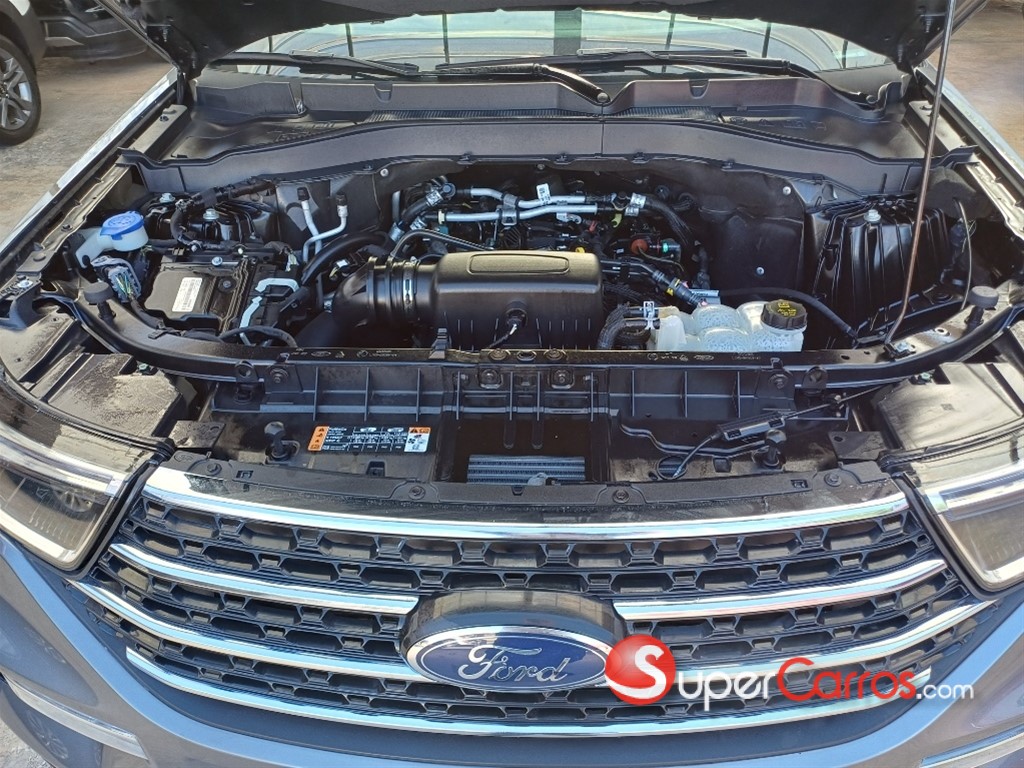 2022 Ford Explorer XLT 4WD — foto 11 / 12
