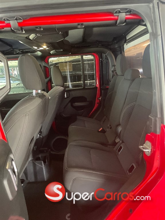 2021 Jeep Gladiator Rubicon — foto 6 / 8