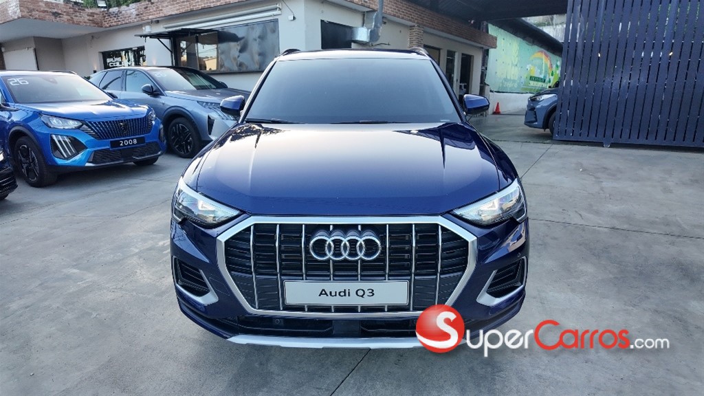 2023 Audi Q3 — foto 2 / 12