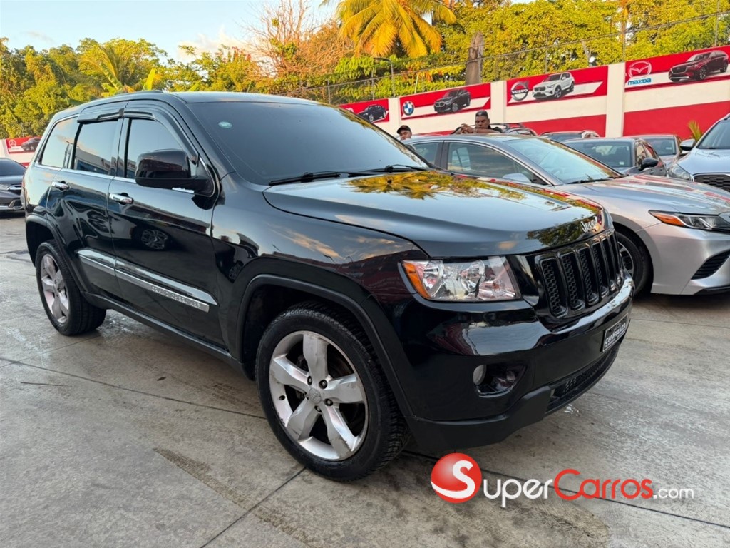 2013 Jeep Cherokee Laredo — foto 3 / 9