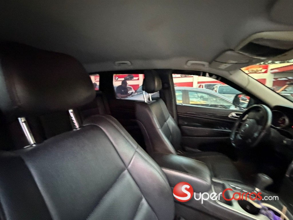 2013 Jeep Cherokee Laredo — foto 7 / 9
