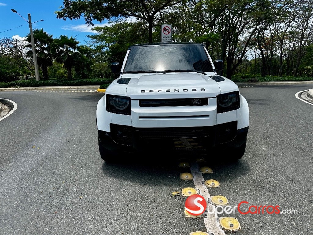 2023 Land Rover Defender 110 X — foto 7 / 12