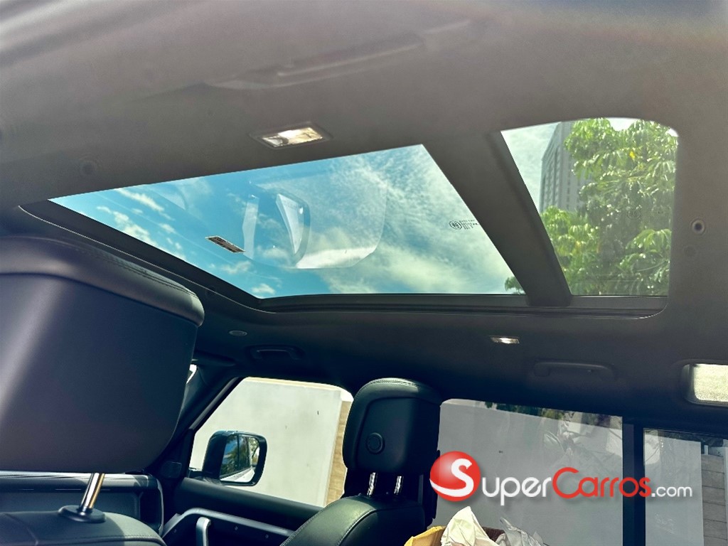 2023 Land Rover Defender 110 X — foto 11 / 12
