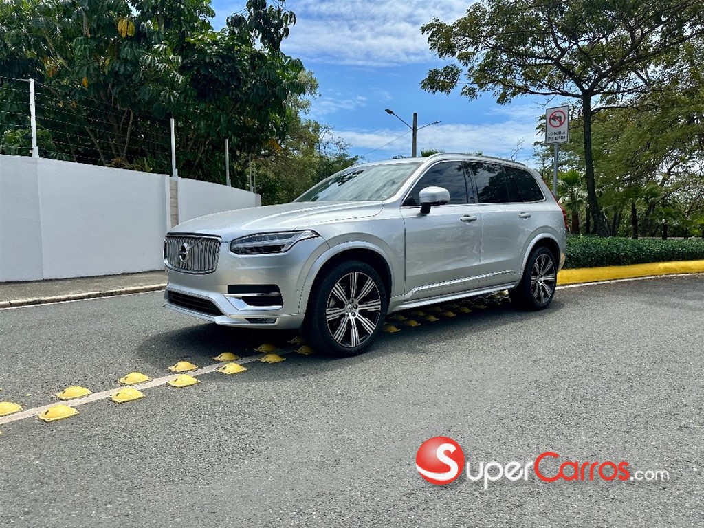 2022 Volvo XC90 Inscription
