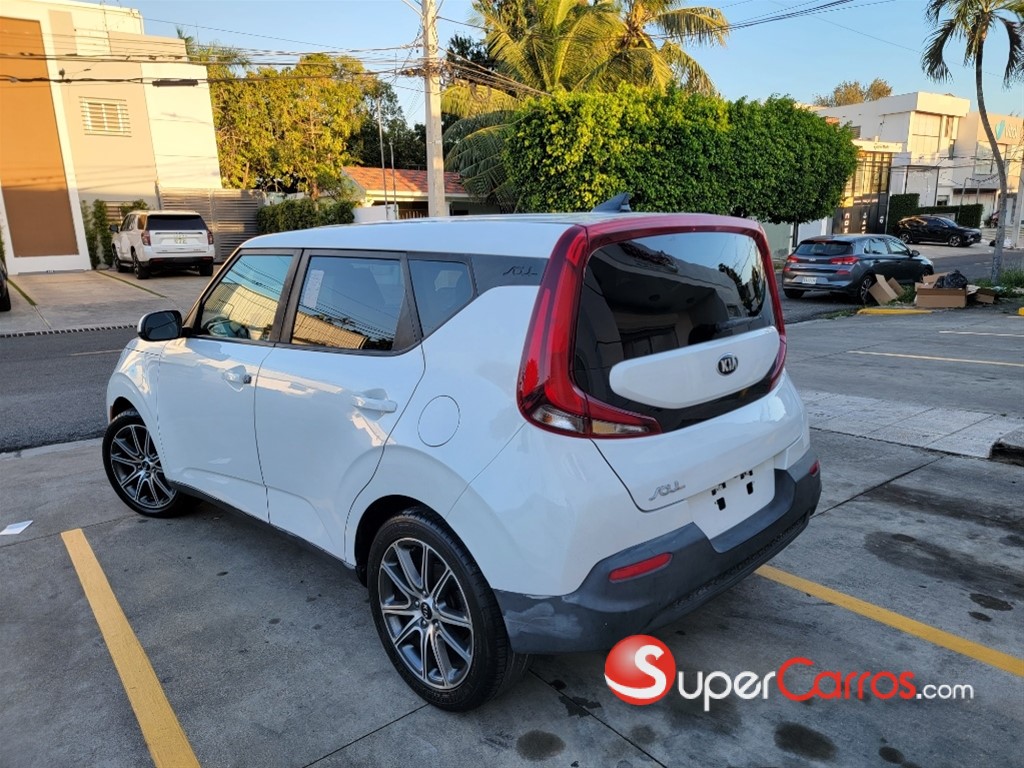 2021 Kia Soul — foto 2 / 10