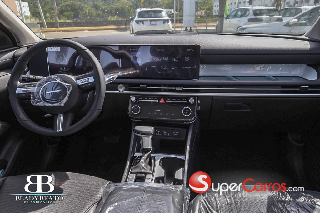 2026 Hyundai Tucson Signature — foto 8 / 12