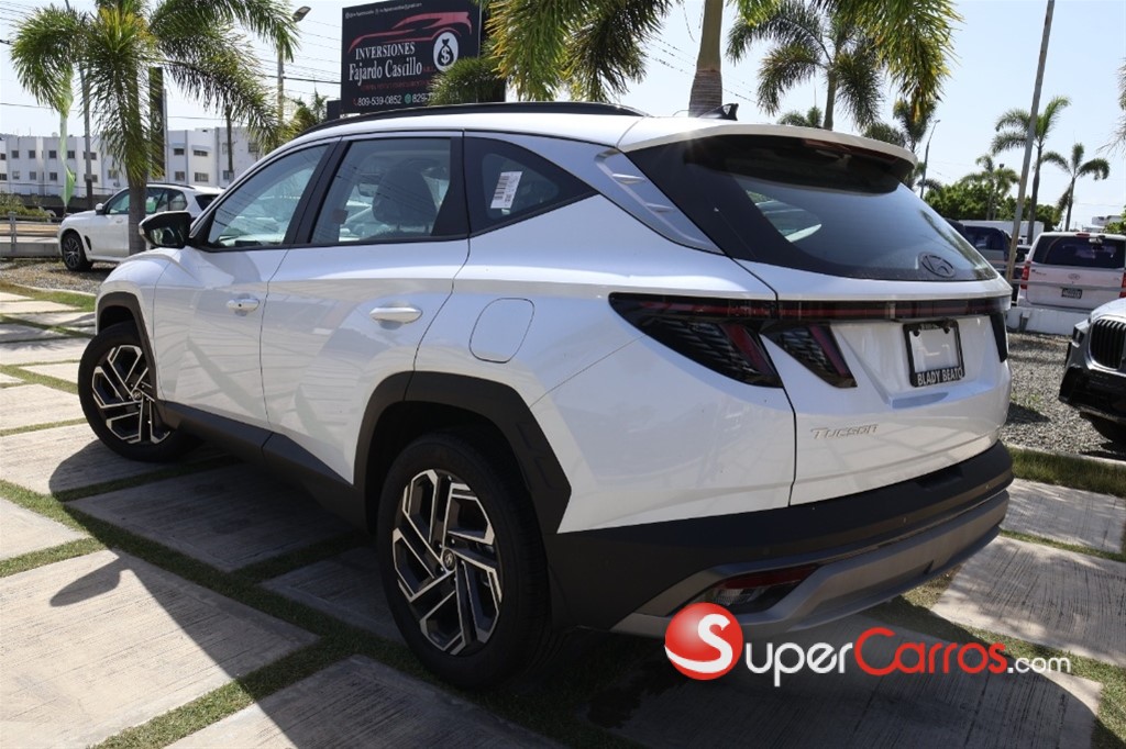 2026 Hyundai Tucson Signature — foto 11 / 12
