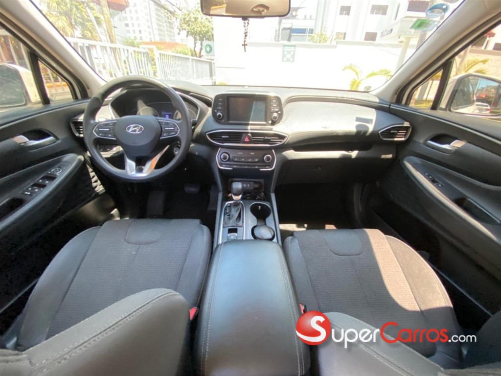 2019 Hyundai Santa Fe — foto 8 / 10