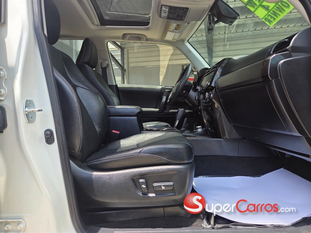 2021 Toyota 4 Runner Limited Nightshade — foto 7 / 8