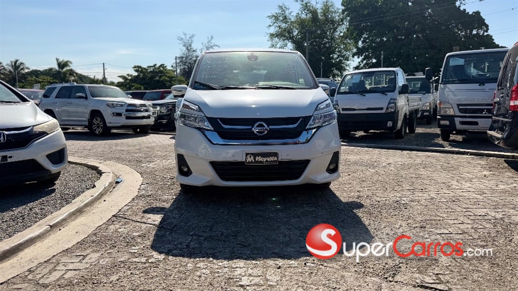 2019 Nissan Serena — foto 2 / 12