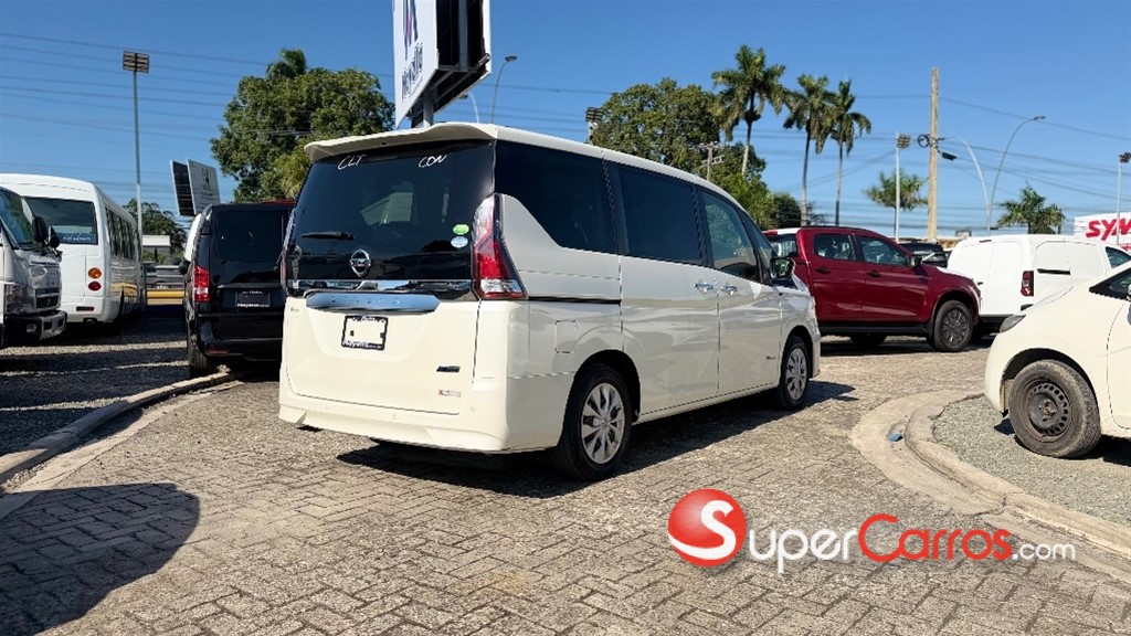 2019 Nissan Serena — foto 4 / 12