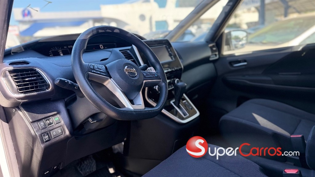 2019 Nissan Serena — foto 7 / 12