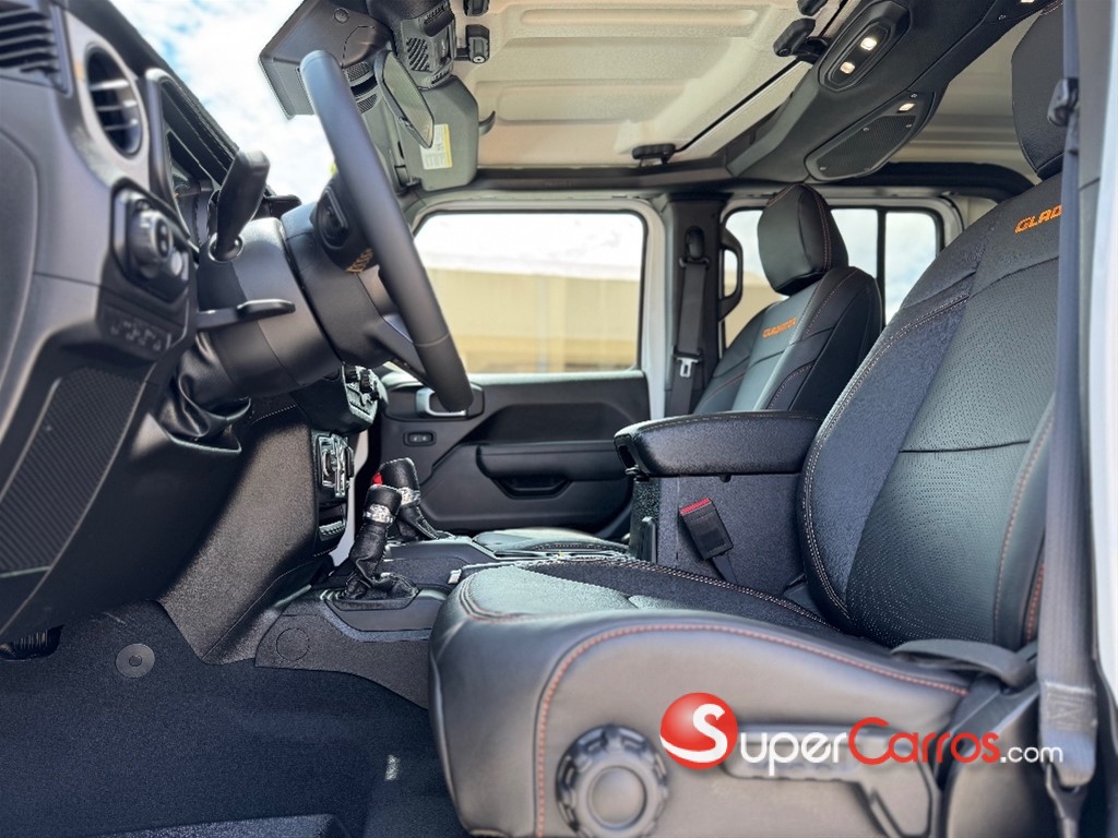 2025 Jeep Gladiator — foto 7 / 10