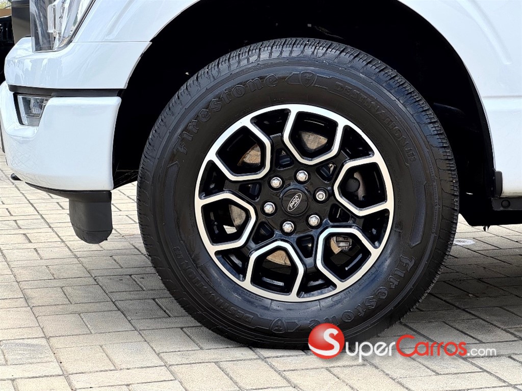 2022 Ford F 150 XLT ECOBOOST — foto 9 / 12