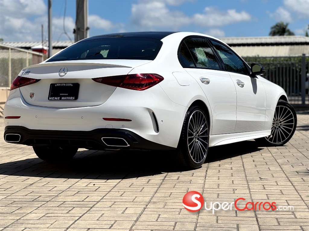 2023 Mercedes-Benz Clase C 300 AMG — foto 4 / 12