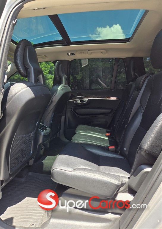 2018 Volvo XC90 Momentum T6 — foto 9 / 12