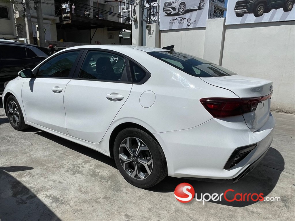 2021 Kia Forte LXS — foto 4 / 12