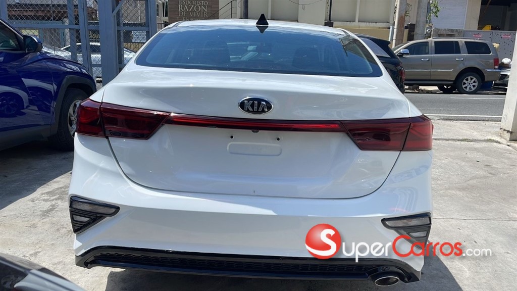2021 Kia Forte LXS — foto 5 / 12