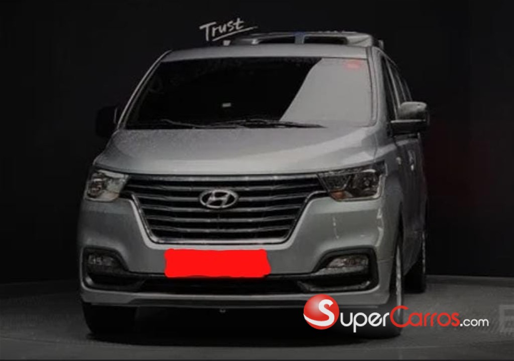 2020 Hyundai Grand Starex