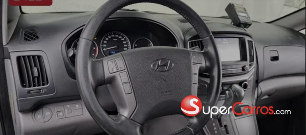 2020 Hyundai Grand Starex — foto 8 / 12