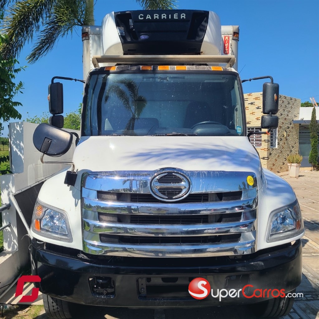 2013 Hino 338