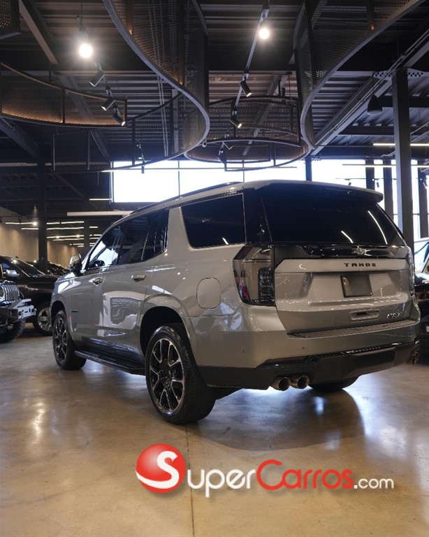 2025 Chevrolet Tahoe RST — foto 6 / 12