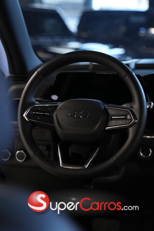 2025 Chevrolet Tahoe RST — foto 12 / 12
