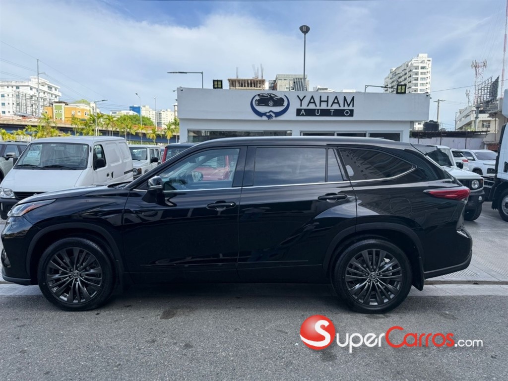 2021 Toyota Highlander Platinum — foto 4 / 12