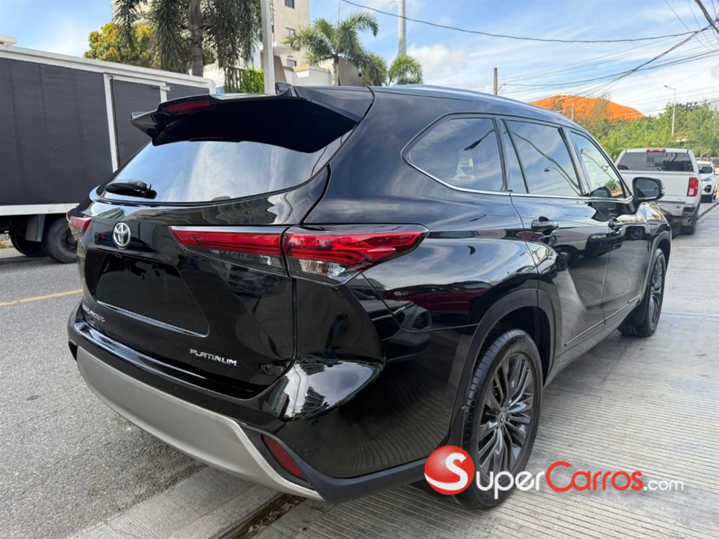 2021 Toyota Highlander Platinum — foto 5 / 12