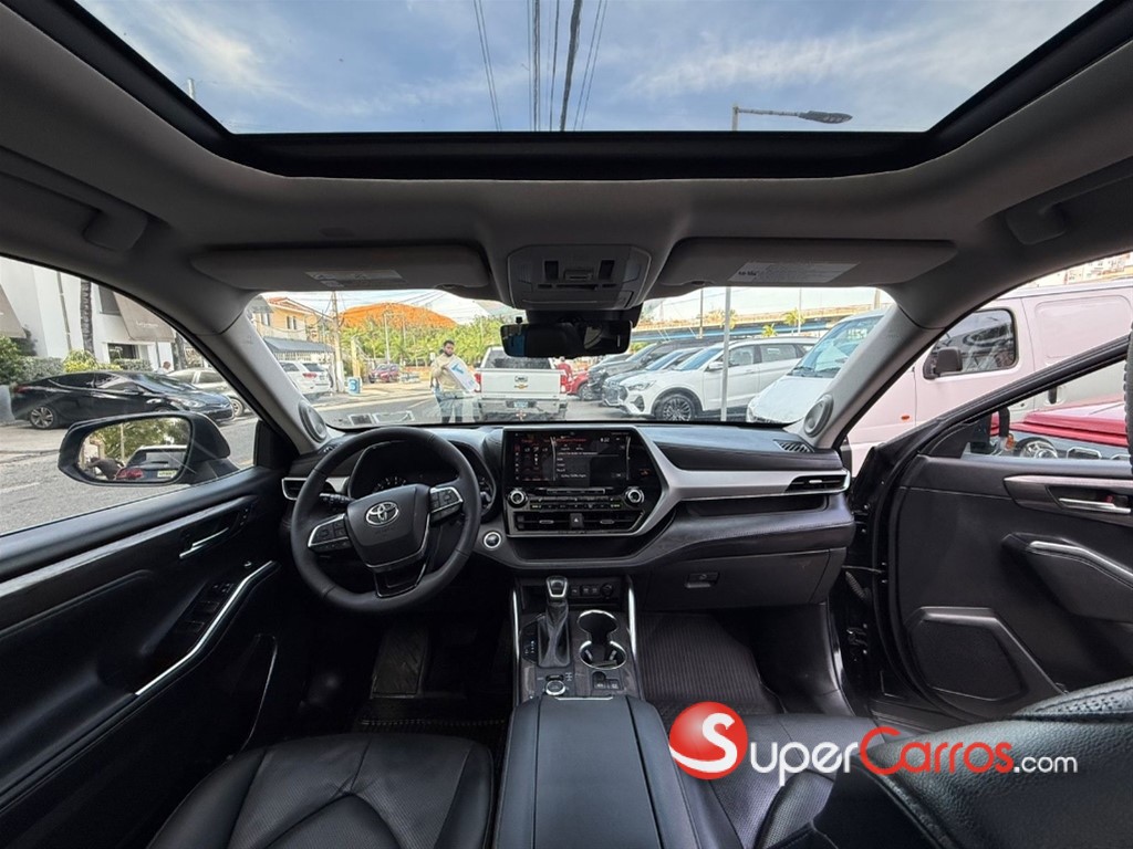 2021 Toyota Highlander Platinum — foto 7 / 12