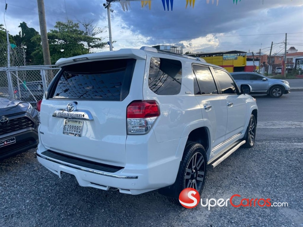 2013 Toyota 4 Runner Limited — foto 9 / 11