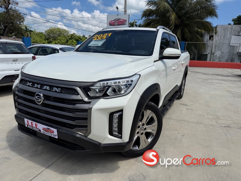2021 SsangYong Rexton — foto 2 / 12